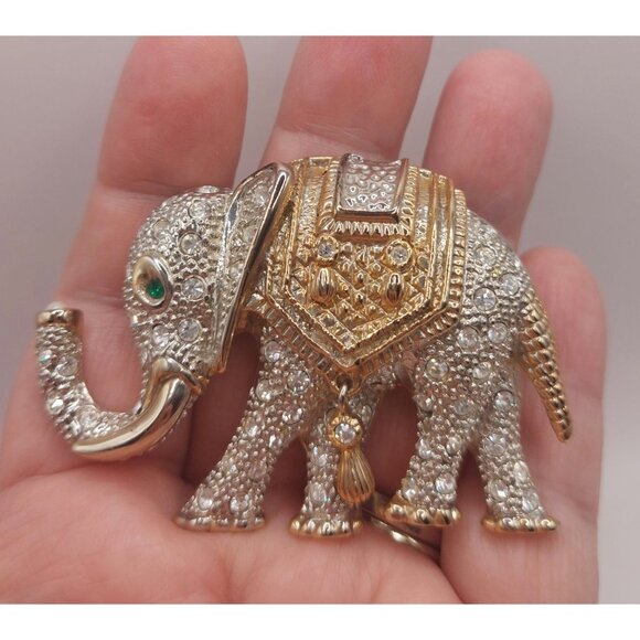 Estate Elephant Rhinestone Brooch Pin Vintage-Inspired W Green Eye~Hanging Charm - Picture 2 of 8